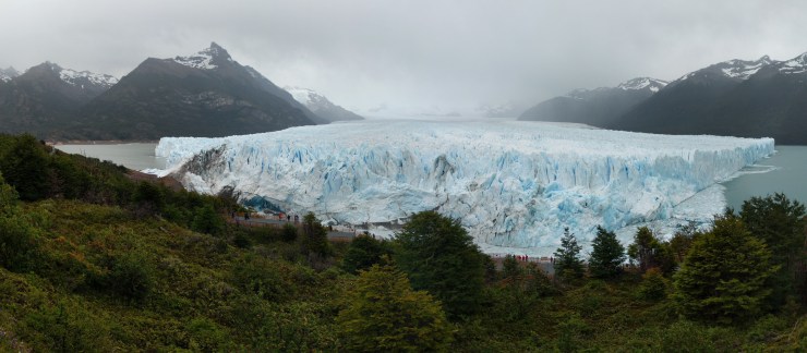 Panoramic view of the Perito Moreno Glacier from the first observation deck