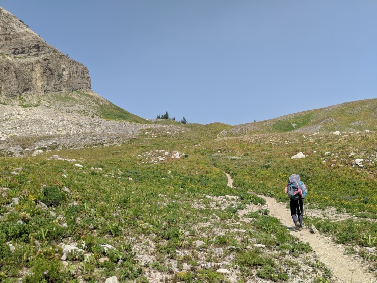 Teton-crest-trail-backpacking-climbing-from-marion-lake