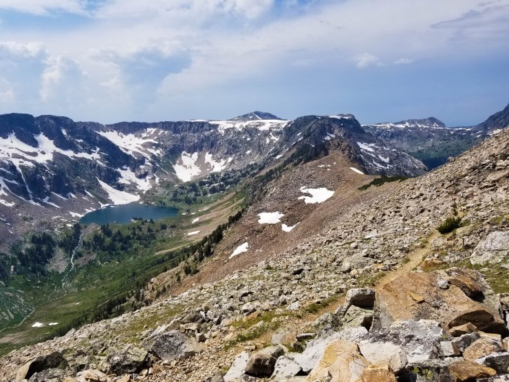 Teton-crest-trail-backpacking-paintbrush-view-back-at-lake-solitude