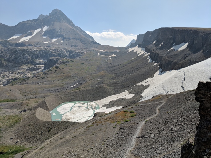 Teton-crest-trail-backpacking-switchbacks-to-schoolroom-glacier