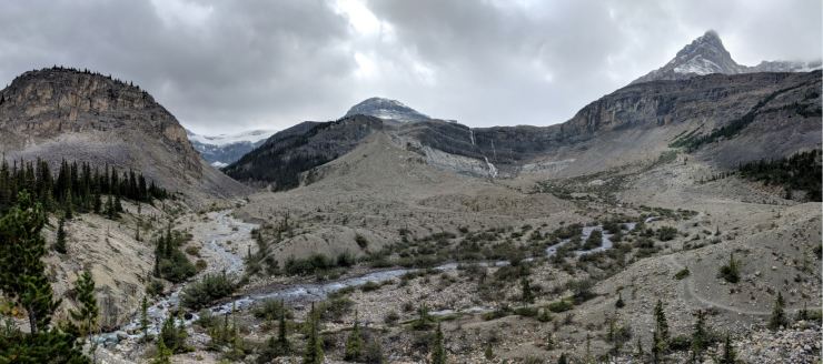 banff-bow-glacier-falls-panoramic-view