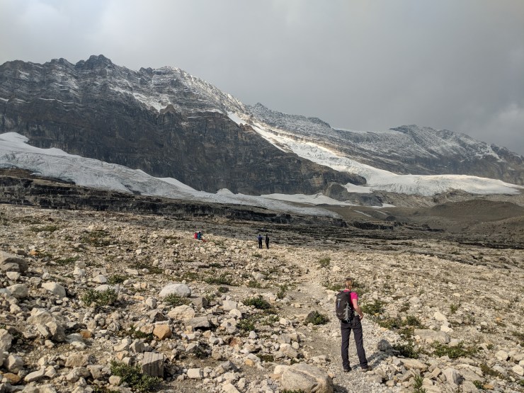 iceline-trail-emerald-glacier-first-view