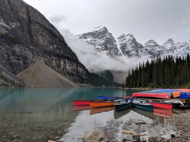 moraine-lake-from-shore-canoes