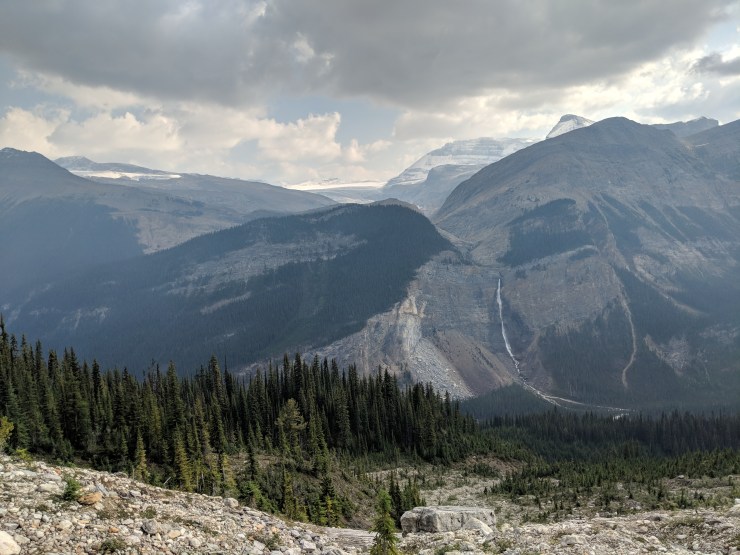 takakkaw-falls-daly-glacier-from-iceline-trail