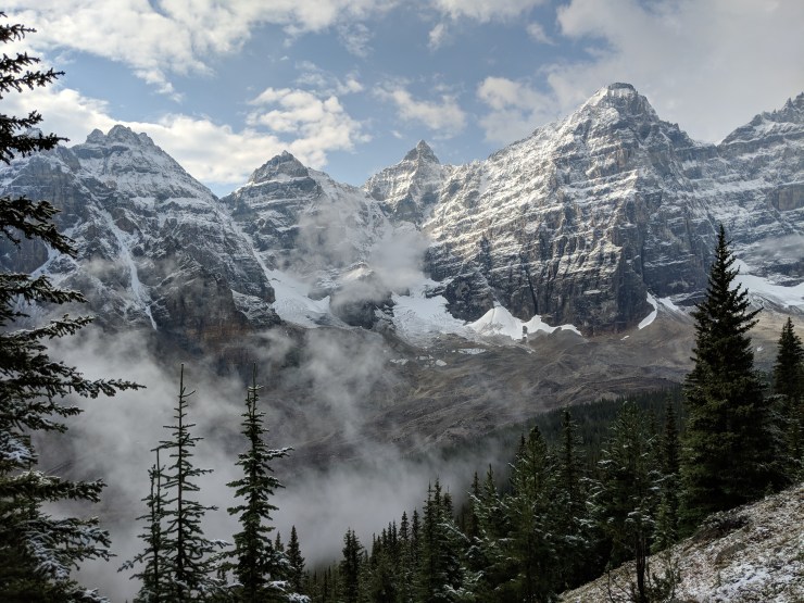 view-of-ten-peaks-above-moraine-lake