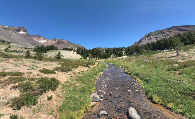 crater-creek-broken-top-ball-butte