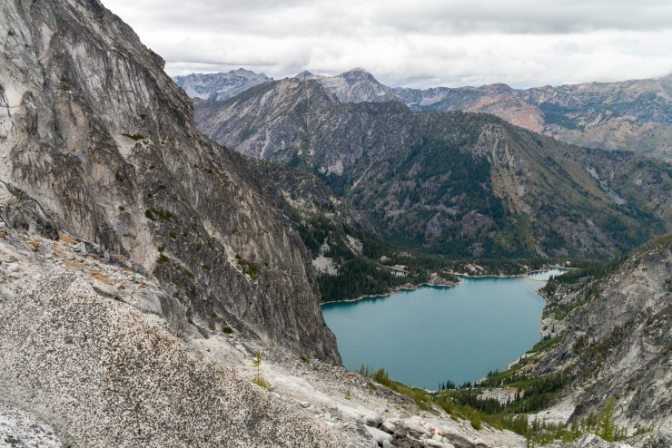 enchantments-backpacking-view-colchuck-from-aasgard-brookpeterson