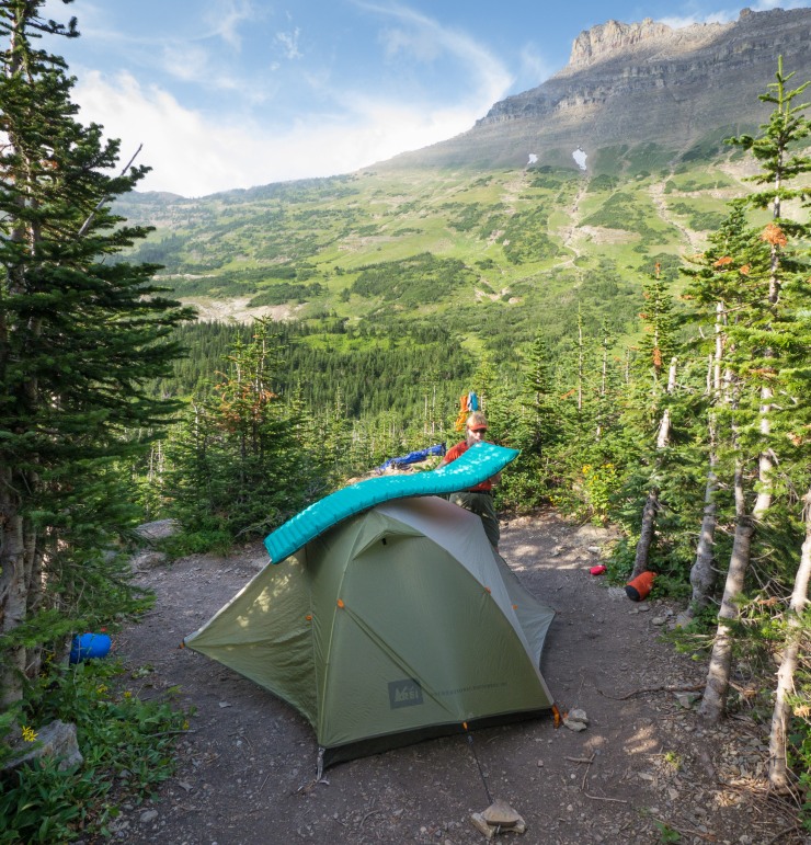 glacier-backpacking-north-circle-stoney-indian-pass-trail-19-stoney-indian-lake-campsite