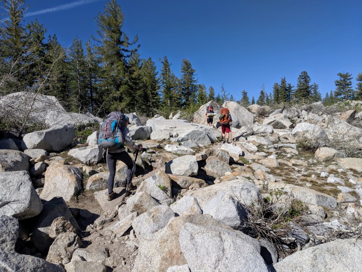 yosemite-backpacking-clouds-rest-trail-starting-climb