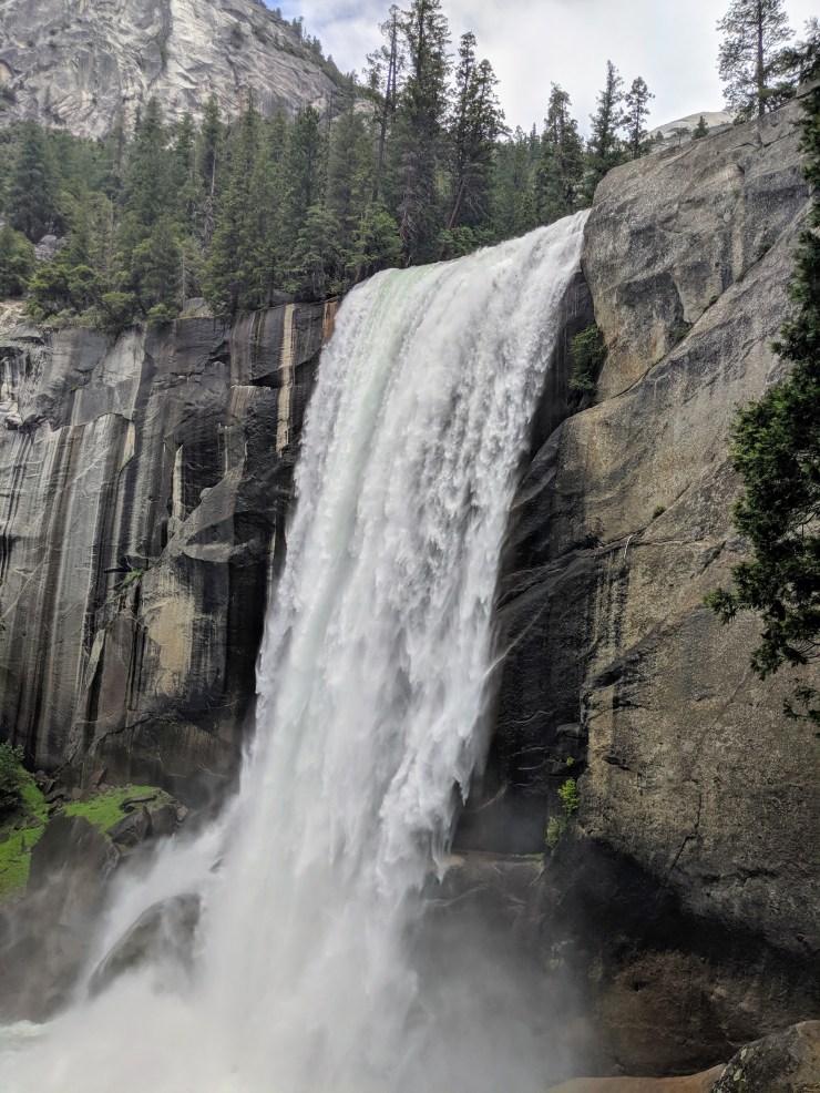 yosemite-backpacking-vernal-falls-from-mist-trail