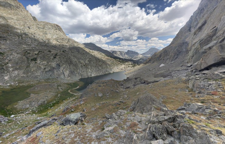 wind-river-cirque-towers-backpacking-view-north-arrowhead-lake