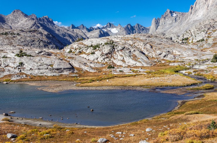 wind-river-range-titcomb-basin-day2-lake-10467