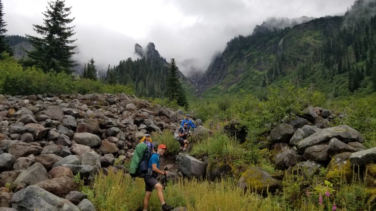 hiking-up-to-the-muddy-fork-crossing_48564749351_o